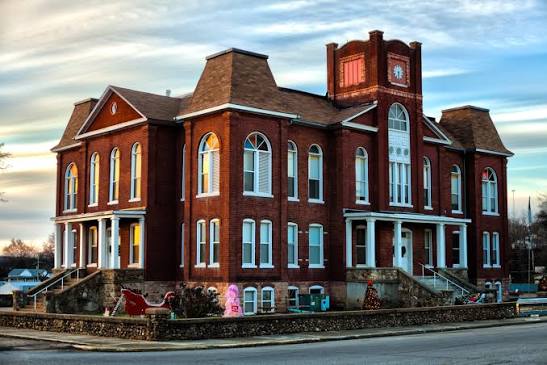 Ripley County Courthouse in Doniphan Missouri at sunset